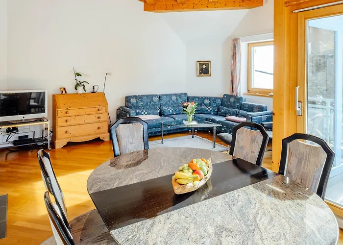 Appartement Edelweiss Flora Sura *