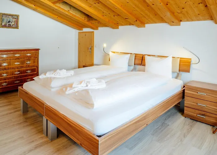 Edelweiss Flora Sura * Flims