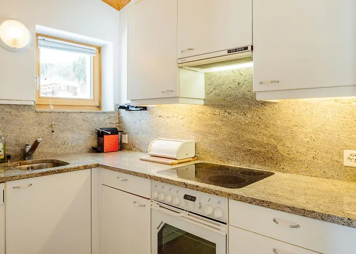 Edelweiss Flora Sura Apartament *