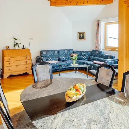 Apartmán Edelweiss Flora Sura *